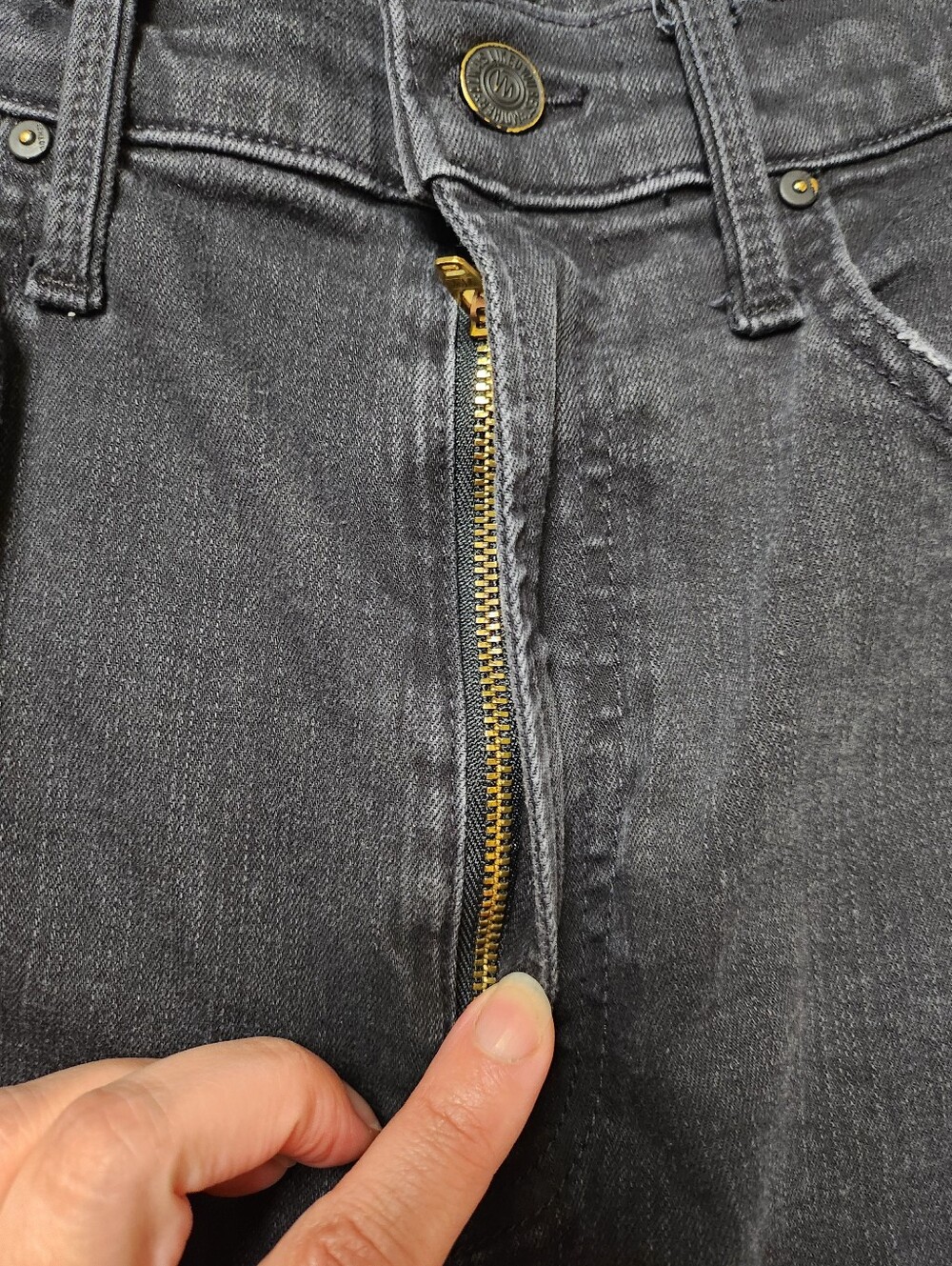 MOTHER High Waisted Rider Ankle Jeans Size 26 Not Guilty Black Gray - Picture 3 of 12